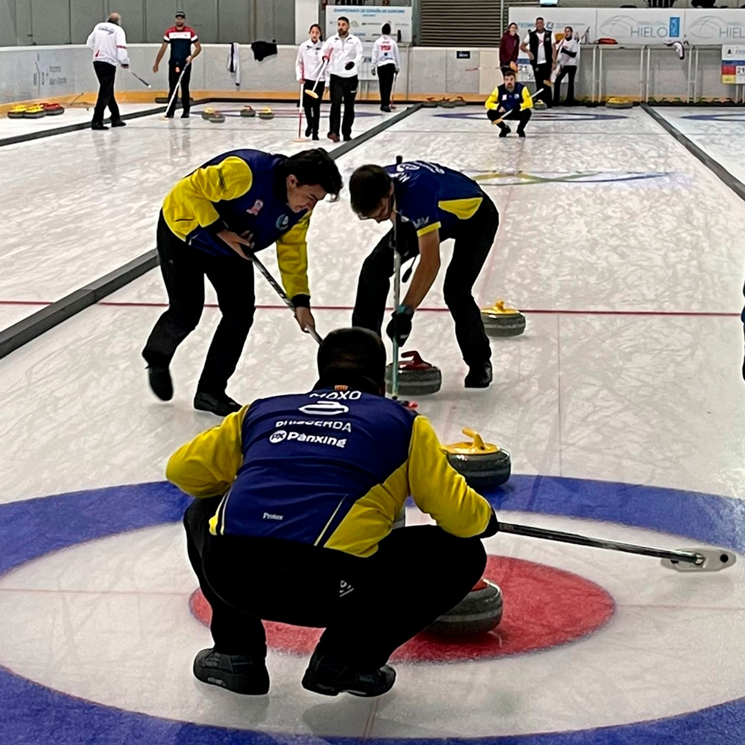 Actualment esteu veient EL CURLING PUIGCERDÀ INICIA AMB BON PEU LA LLIGA ESTATAL