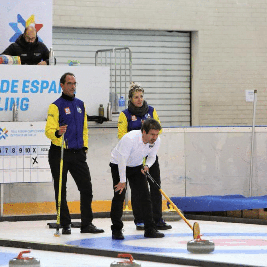 Actualment esteu veient <strong>EL CURLING PUIGCERDÀ PÀNXING VIATJA A JACA PER AFRONTAR L’ÚLTIMA JORNADA DE LA II LIGA ESPAÑOLA</strong>