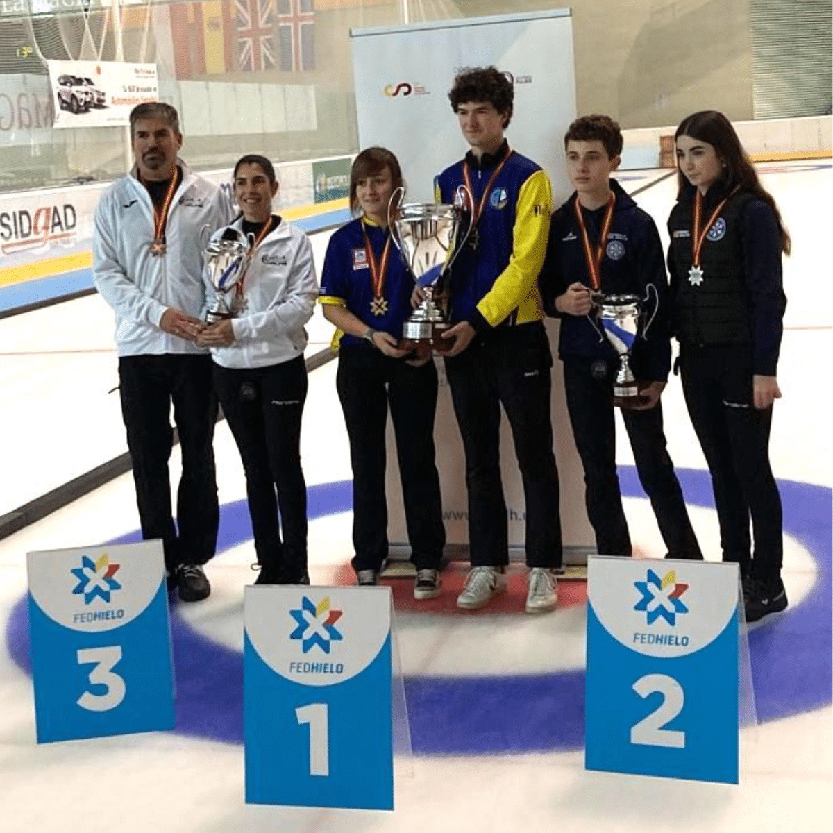 Actualment esteu veient EL CURLING PUIGCERDÀ PÀNXING CAMPIONS DEL CAMPIONAT D’ESPANYA DOBLES MIXTES 2A DIVISIÓ