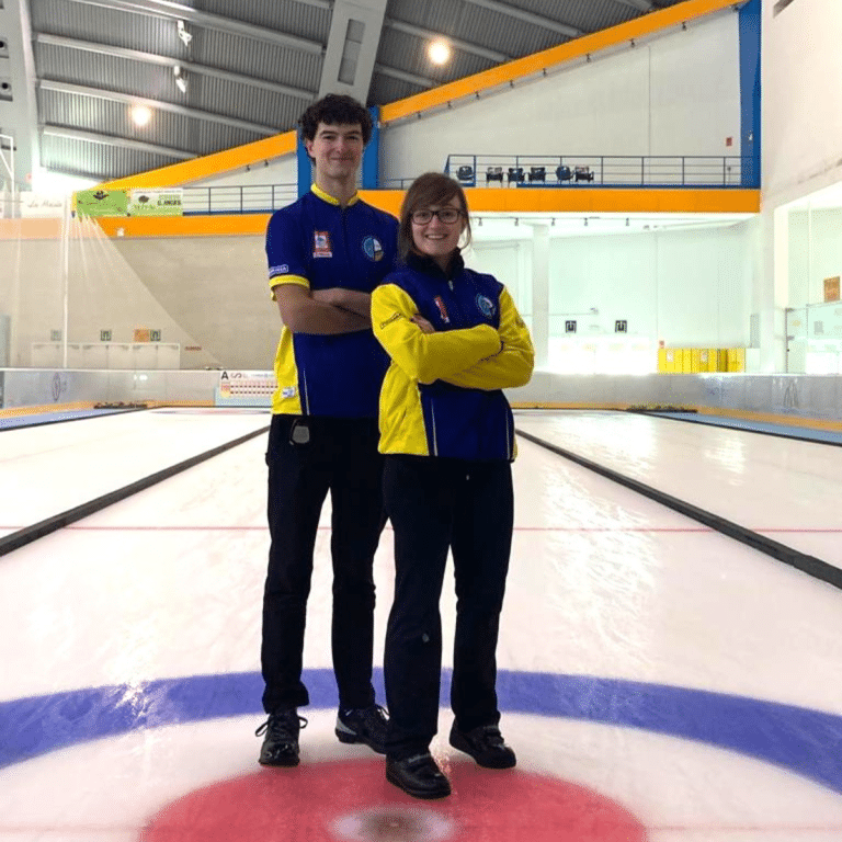 Més informació sobre l'article EL CURLING PUIGCERDÀ PÀNXING VIATJA A JACA PER A PARTICIPAR EN EL XVII CAMPIONAT D’ESPANYA DOBLES MIXTES 1A DIVISIÓ